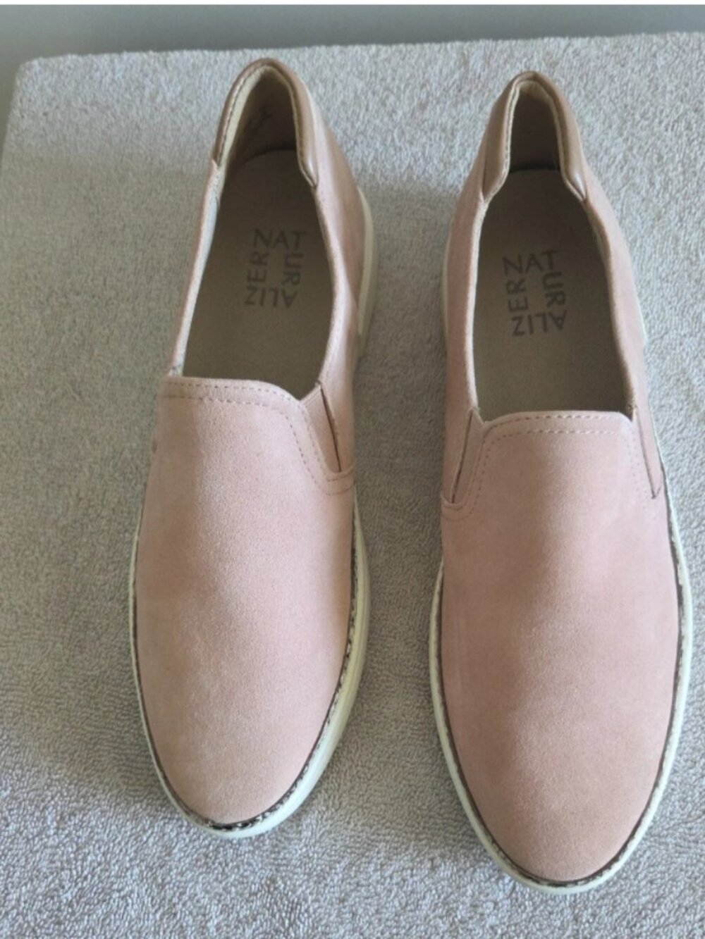 Naturalizer Womens Pink Suede Slip-On Sneakers